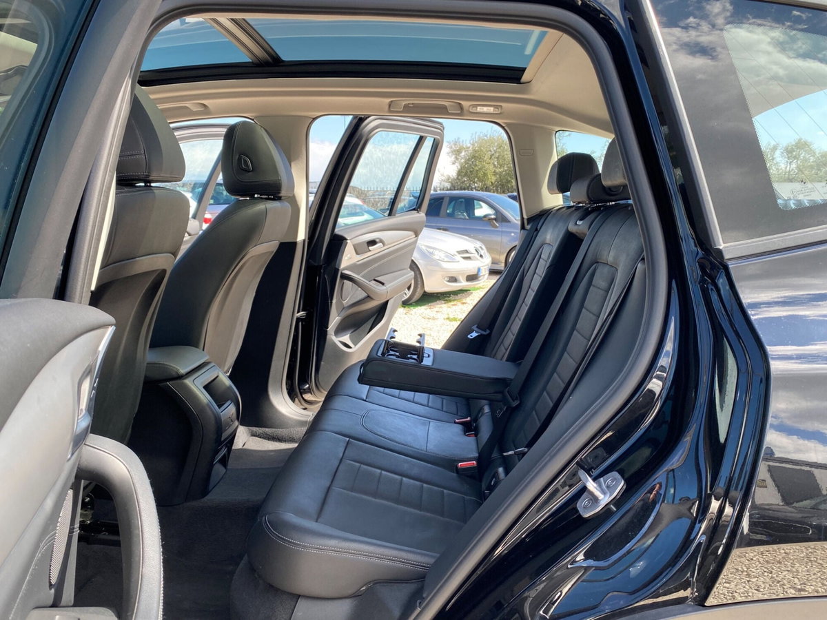BMW X3 sDrive18d Luxury (17)