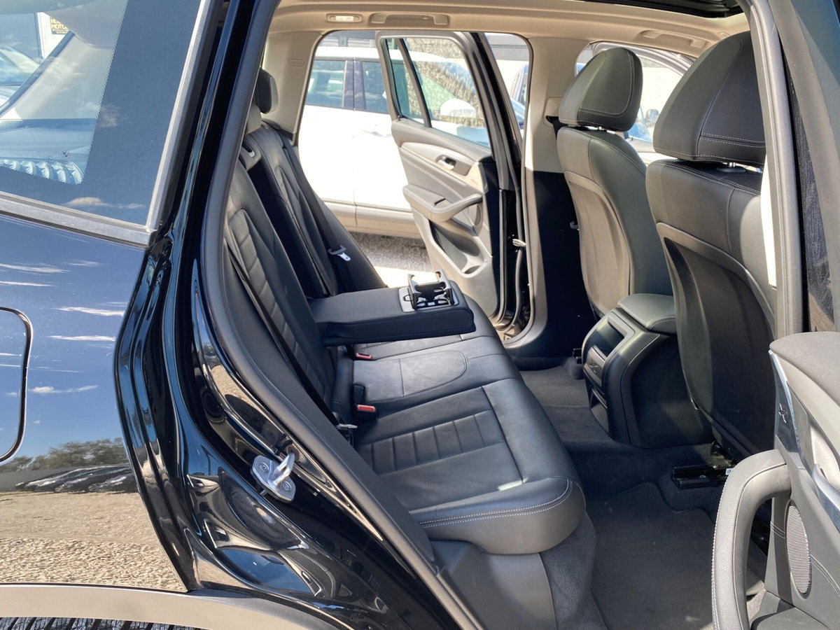 BMW X3 sDrive18d Luxury (18)