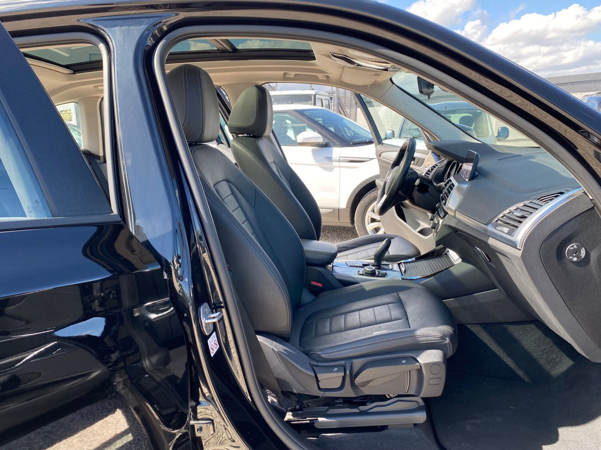 BMW X3 sDrive18d Luxury (19)