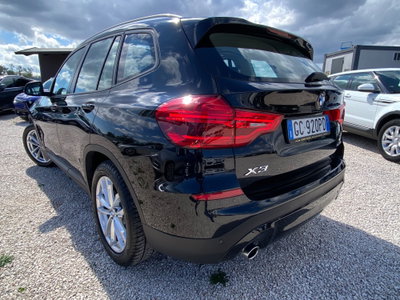 BMW X3 sDrive18d Luxury (3)