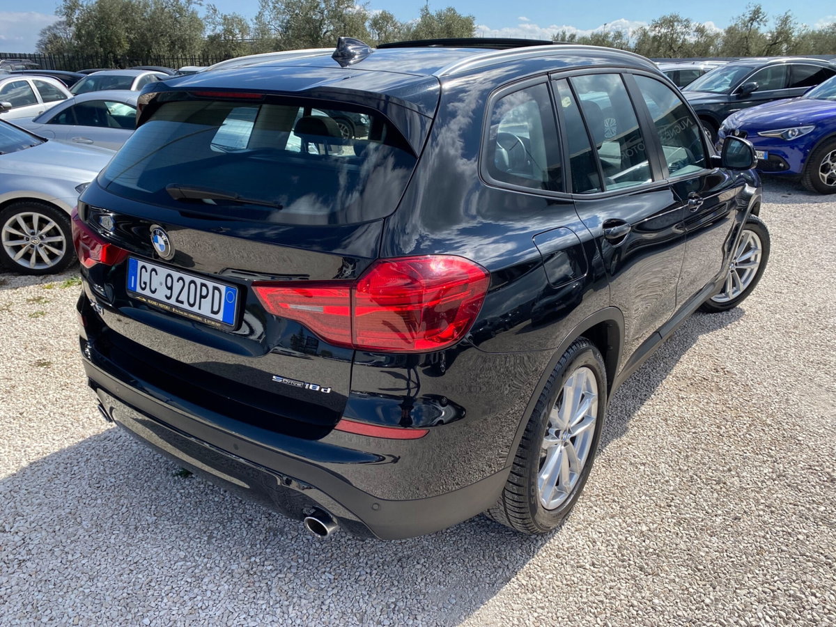 BMW X3 sDrive18d Luxury (5)