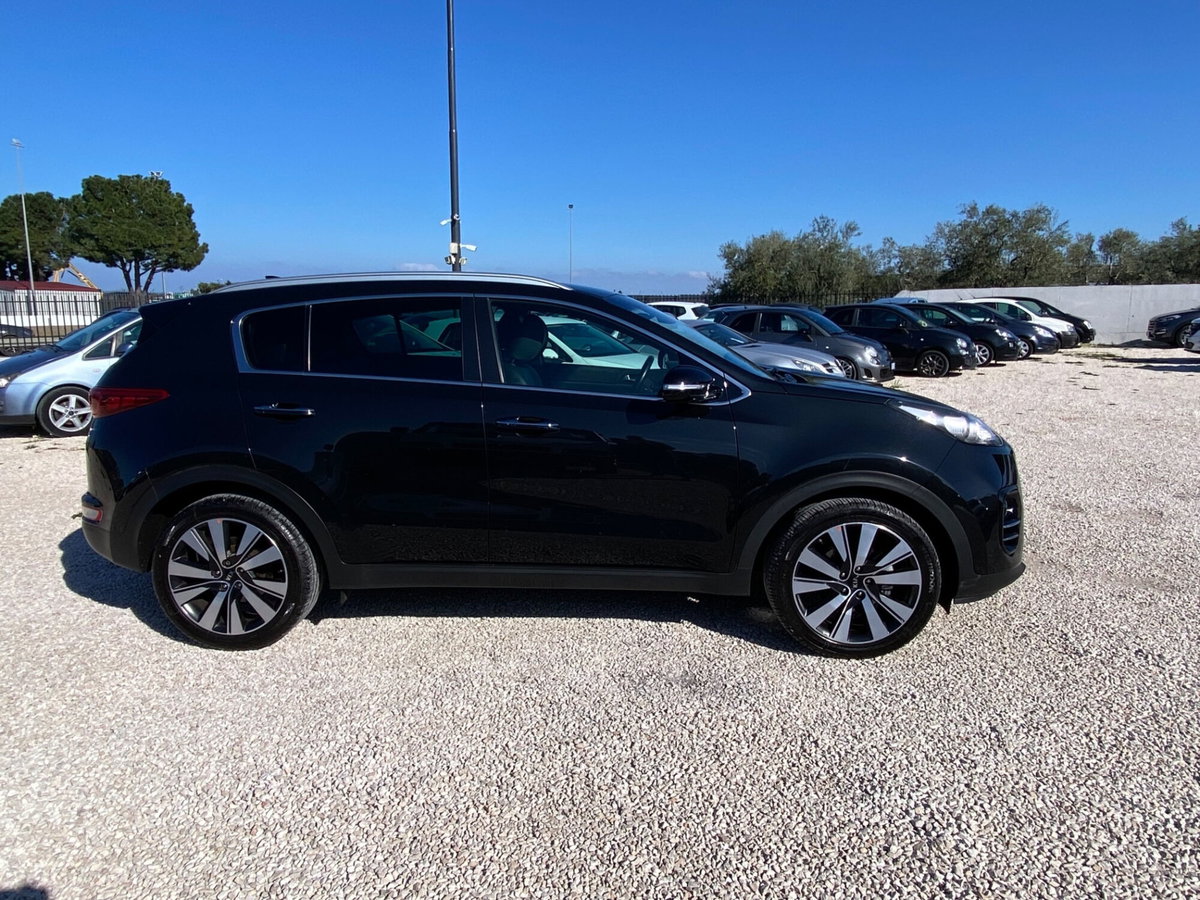 Kia Sportage 1.7 CRDI 2WD Style (6)