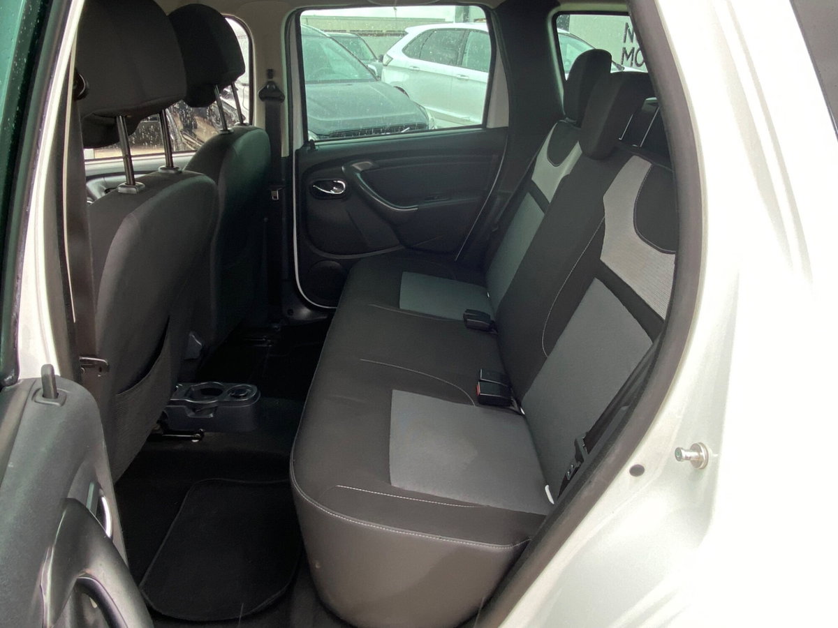 Dacia Duster 1.5 dCi 110CV 4x2 Prestige (17)