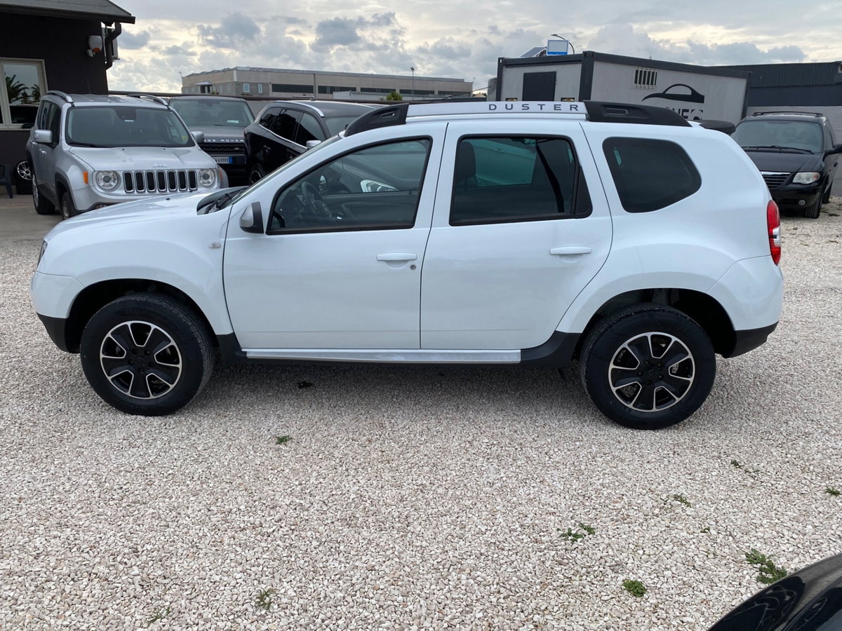 Dacia Duster 1.5 dCi 110CV 4x2 Prestige (2)