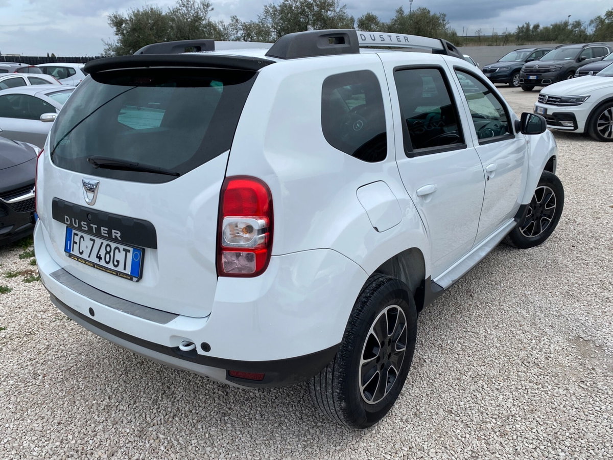 Dacia Duster 1.5 dCi 110CV 4x2 Prestige (4)