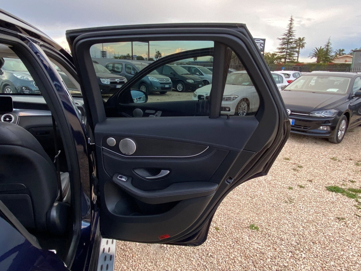 Mercedes-Benz GLC SUV 300 d 4Matic Premium Plus (13)