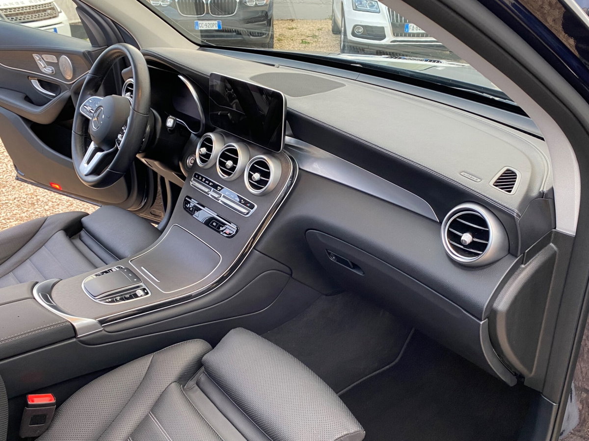 Mercedes-Benz GLC SUV 300 d 4Matic Premium Plus (20)