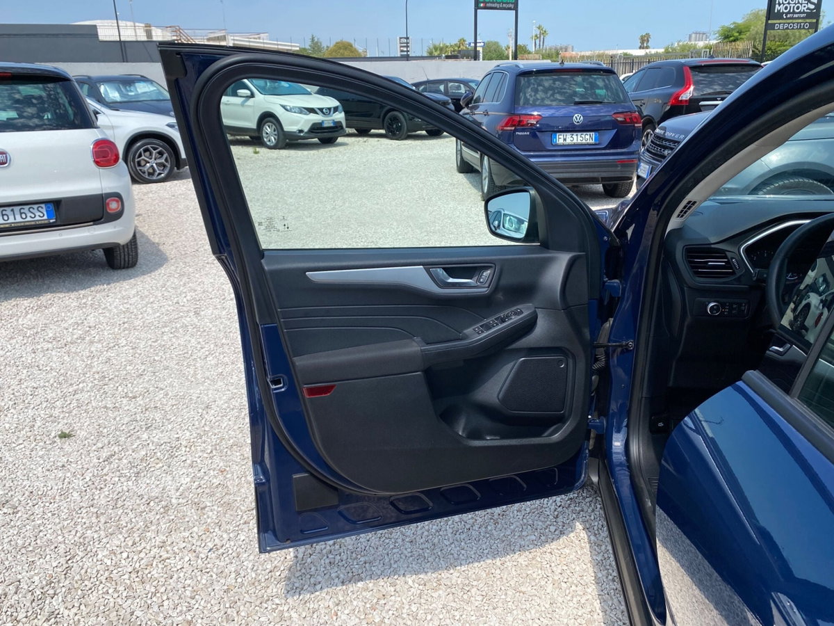 Ford Kuga 1.5 EcoBlue 120 CV aut. 2WD (10)