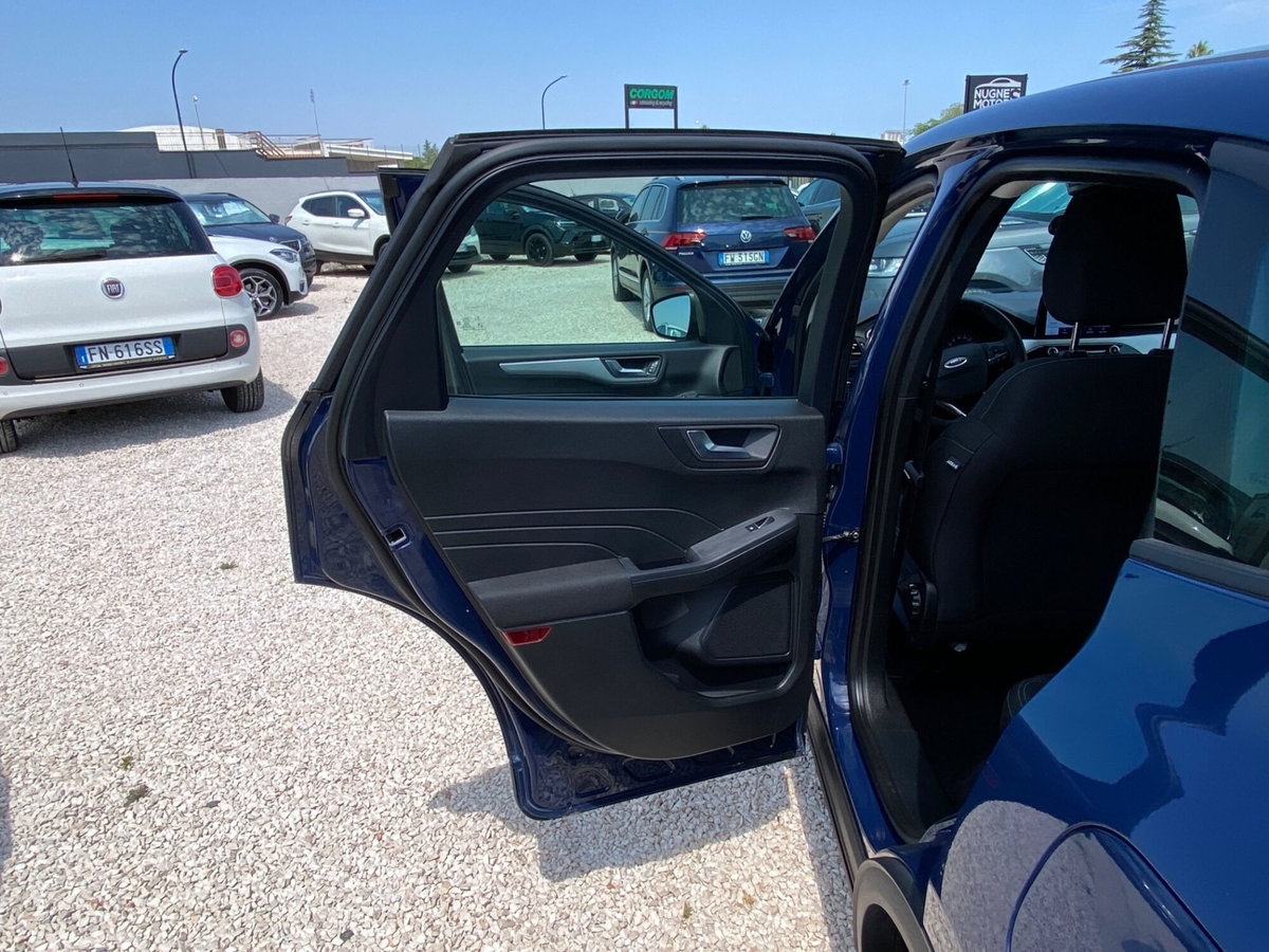 Ford Kuga 1.5 EcoBlue 120 CV aut. 2WD (12)
