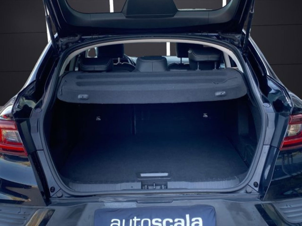 Renault Arkana E-Tech 145 CV Intens (19)