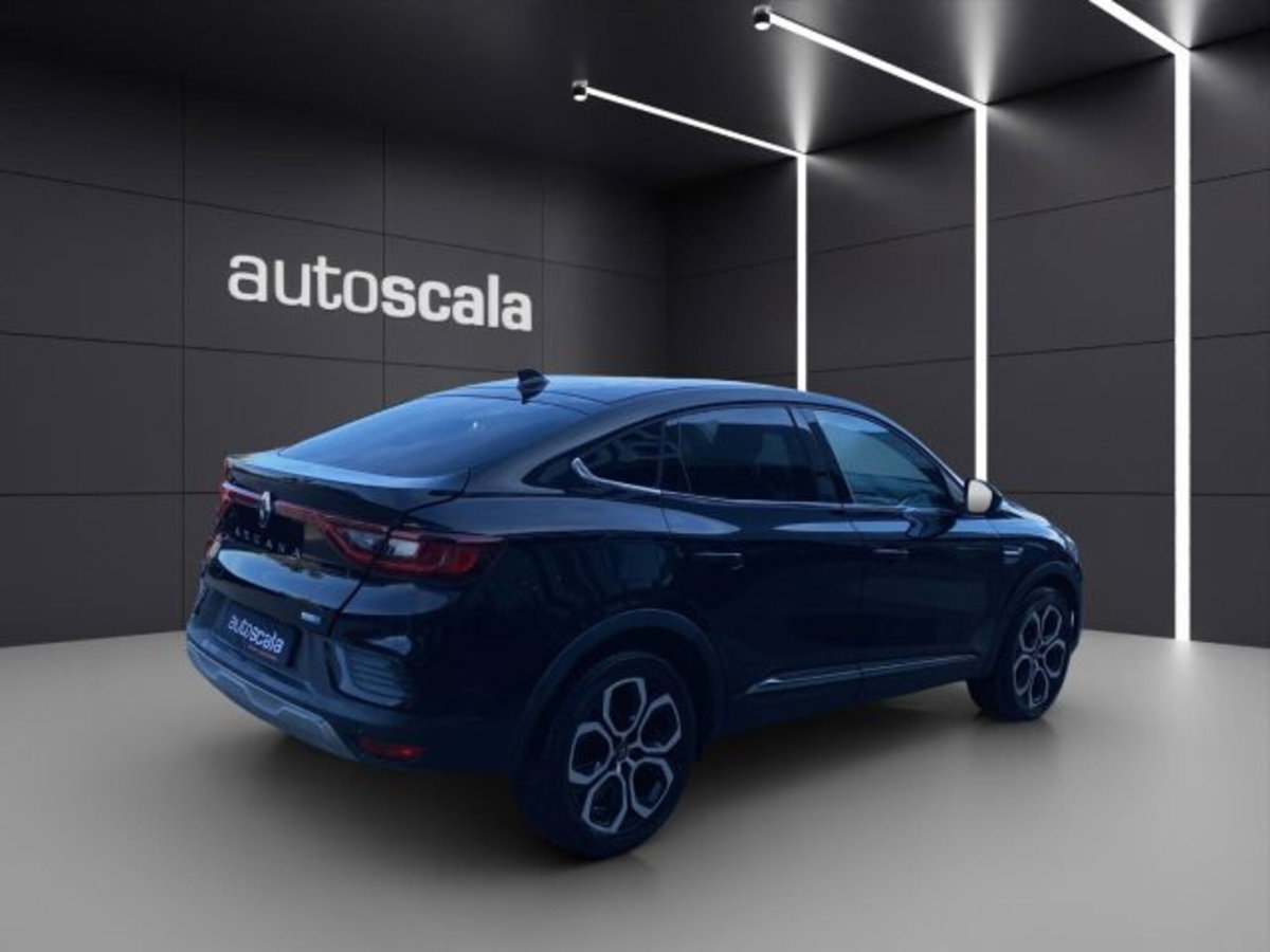 Renault Arkana E-Tech 145 CV Intens (5)