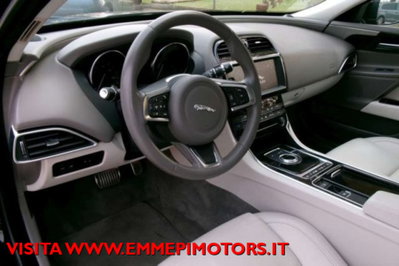 Jaguar XE 2.0 D 180 CV aut. Prestige (10)