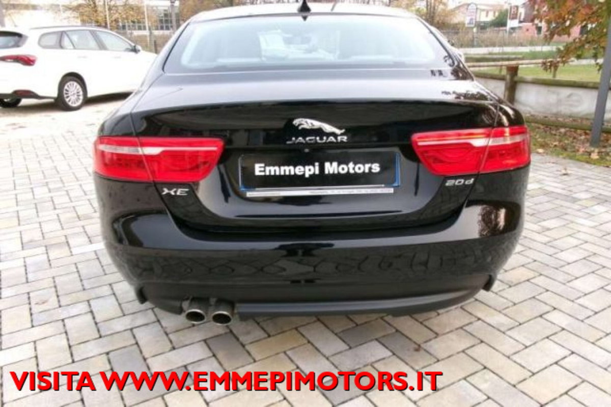 Jaguar XE 2.0 D 180 CV aut. Prestige (6)