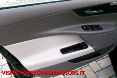 Jaguar XE 2.0 D 180 CV aut. Prestige (9)