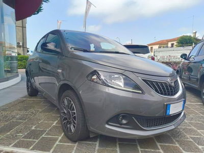 Lancia Ypsilon 1.0 FireFly 5 porte S&S Hybrid Gold Plus usata