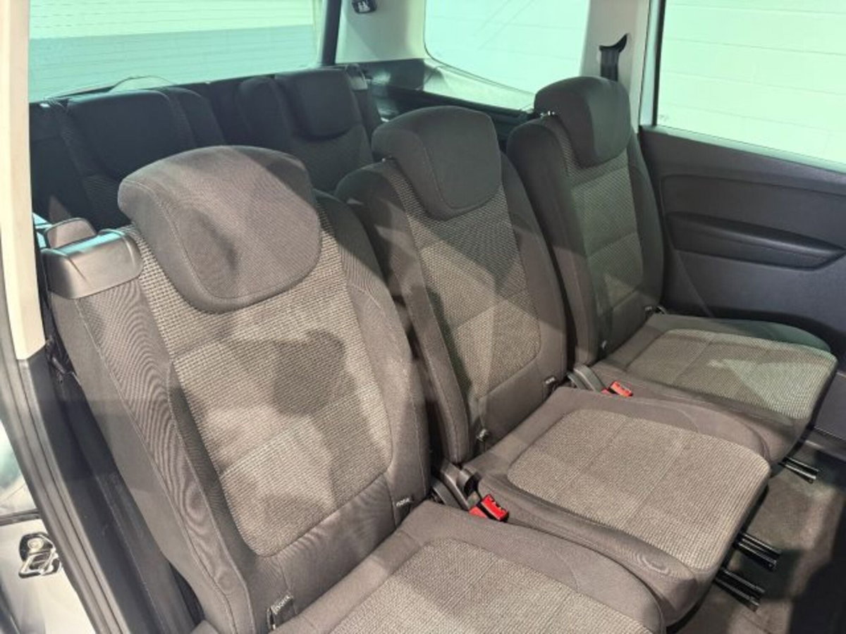 Volkswagen Sharan 2.0 TDI DSG Comfortline BlueMotion Technology (15)