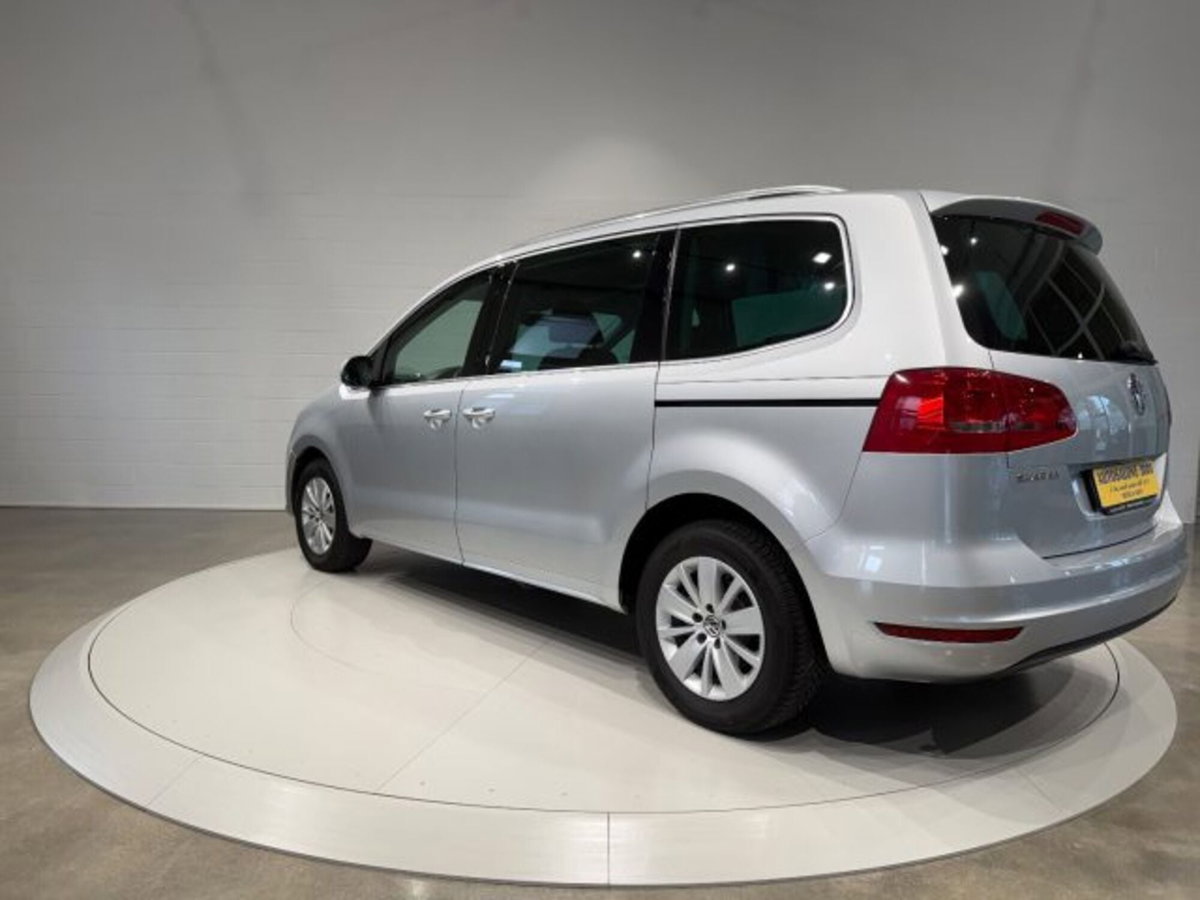 Volkswagen Sharan 2.0 TDI DSG Comfortline BlueMotion Technology (3)