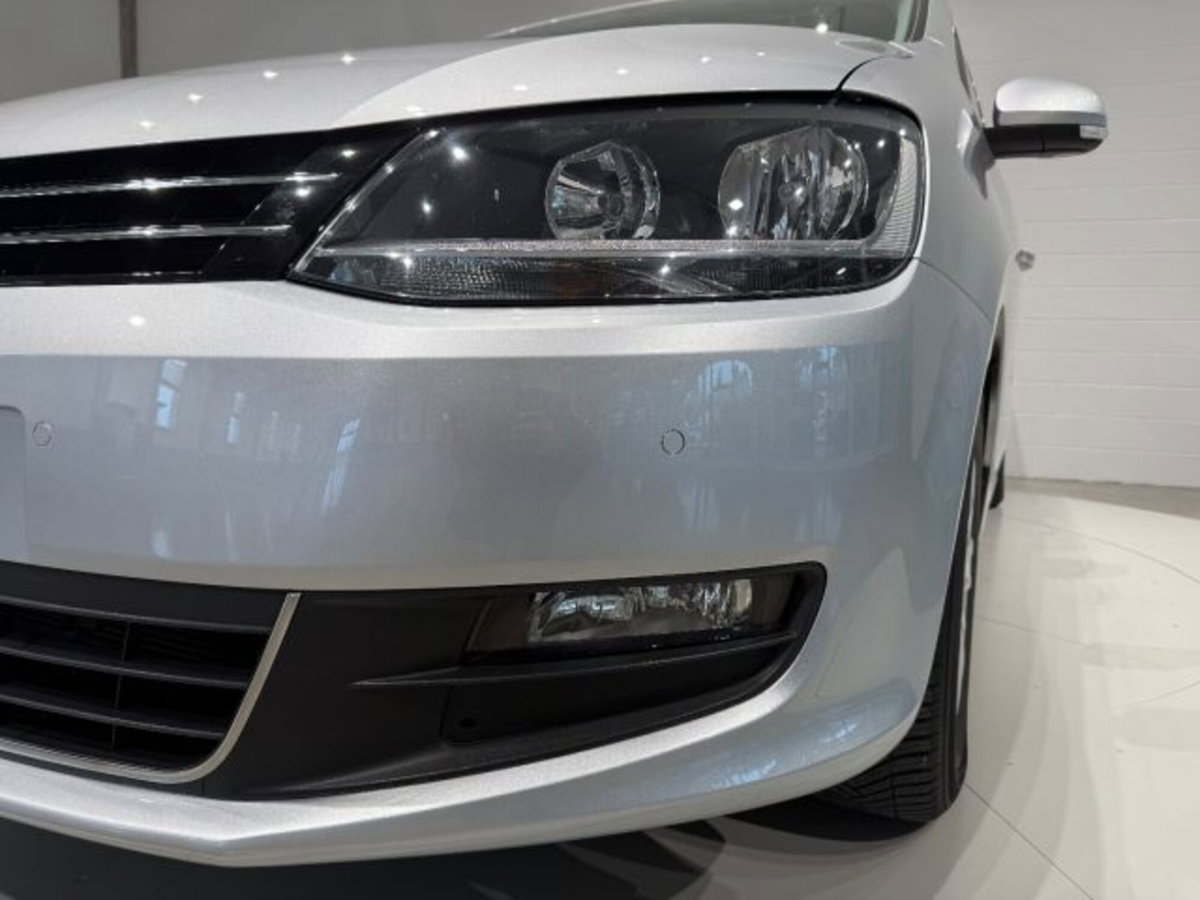 Volkswagen Sharan 2.0 TDI DSG Comfortline BlueMotion Technology (9)
