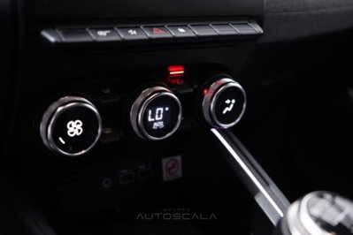 Renault Clio TCe 90 CV 5 porte Techno (17)