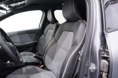 Renault Clio TCe 90 CV 5 porte Techno (11)