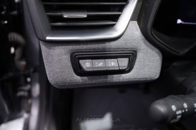 Renault Clio TCe 90 CV 5 porte Techno (12)