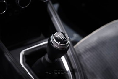 Renault Clio TCe 90 CV 5 porte Techno (18)