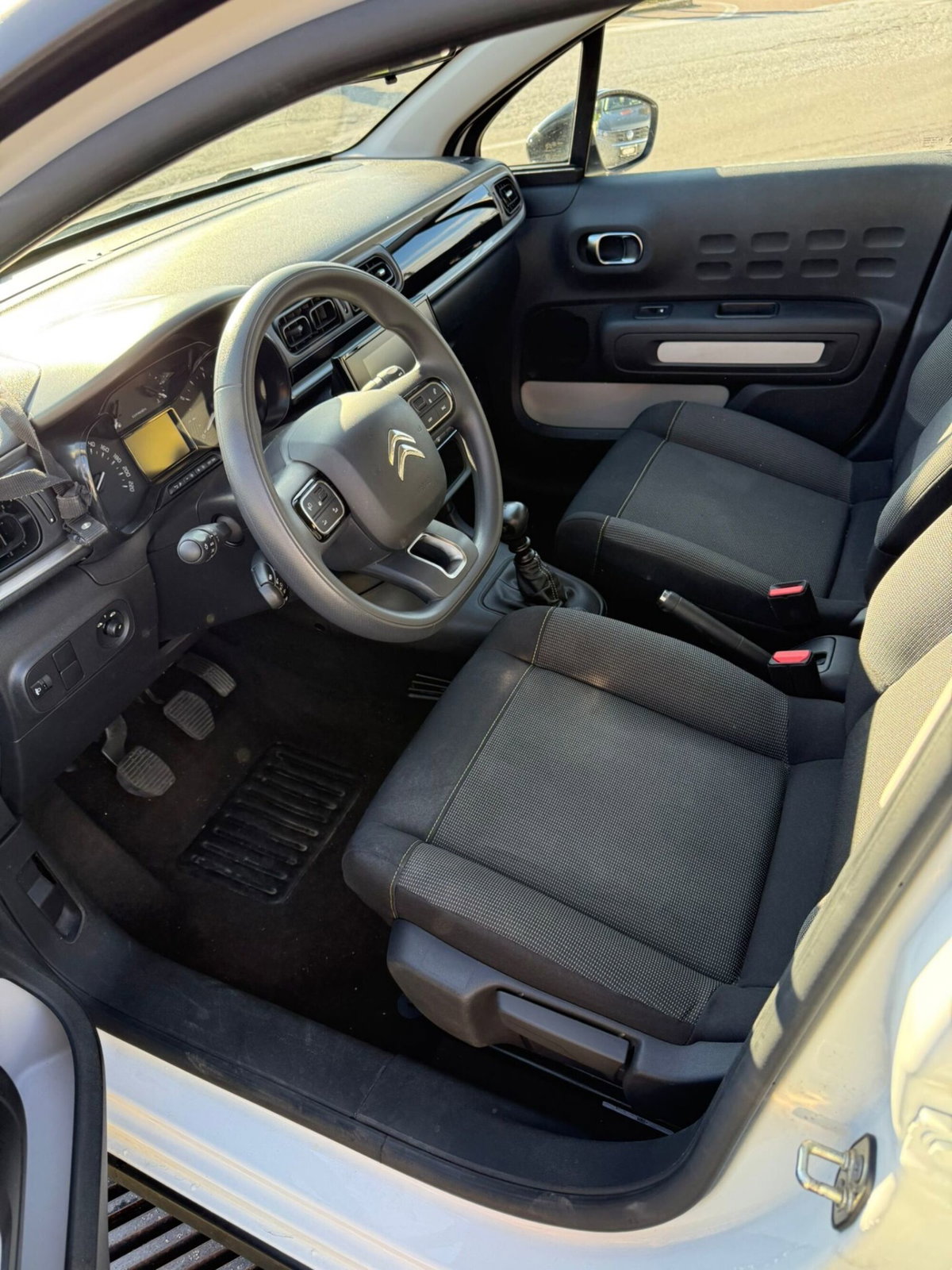 Citroen C3 PureTech 110 S&S C-Series (5)