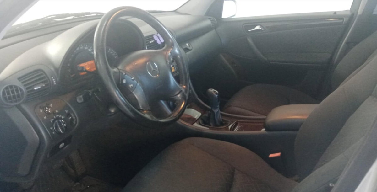 Mercedes-Benz Classe C 200 CDI cat Elegance (13)