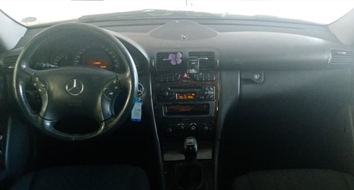 Mercedes-Benz Classe C 200 CDI cat Elegance (9)