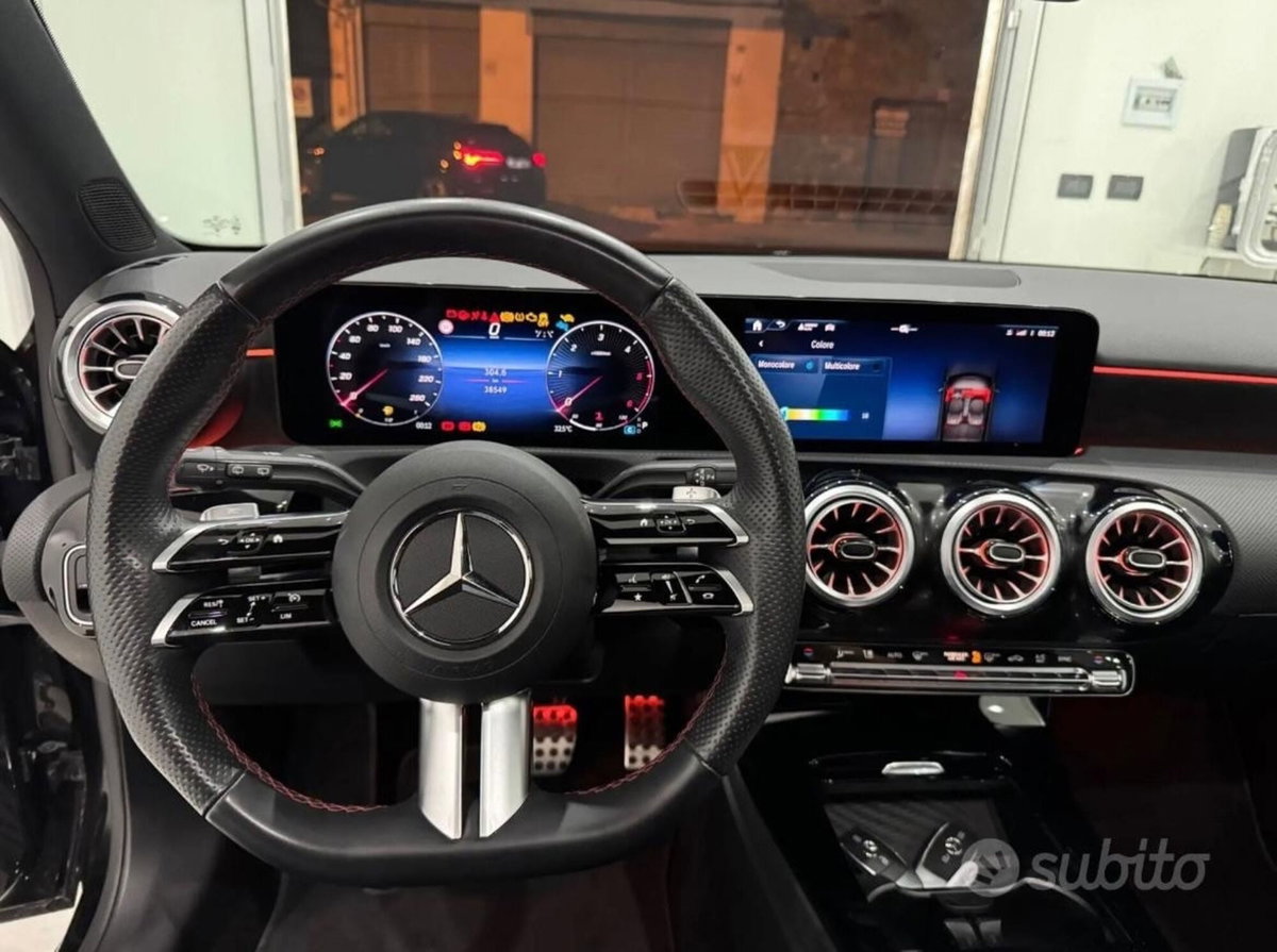 Mercedes-Benz Classe A 180 d Automatic Premium (17)