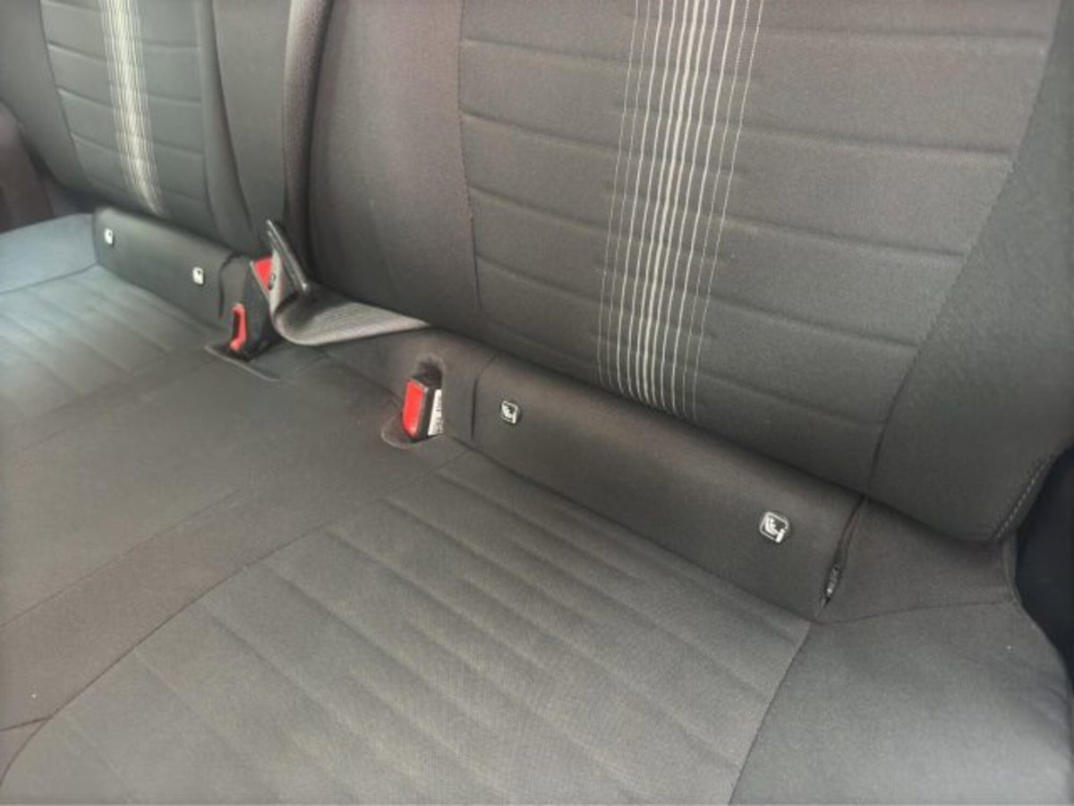 Hyundai i10 1.0 MPI Tech (17)
