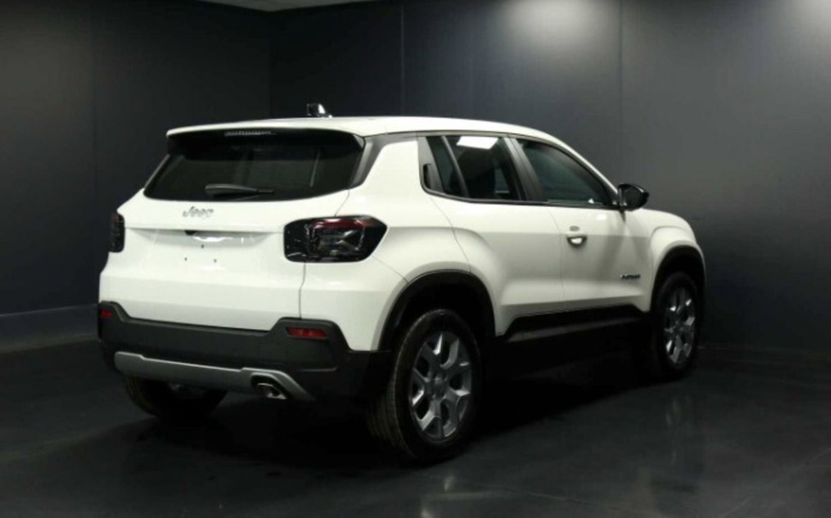 Jeep Avenger 1.2 turbo Altitude fwd 100cv (6)