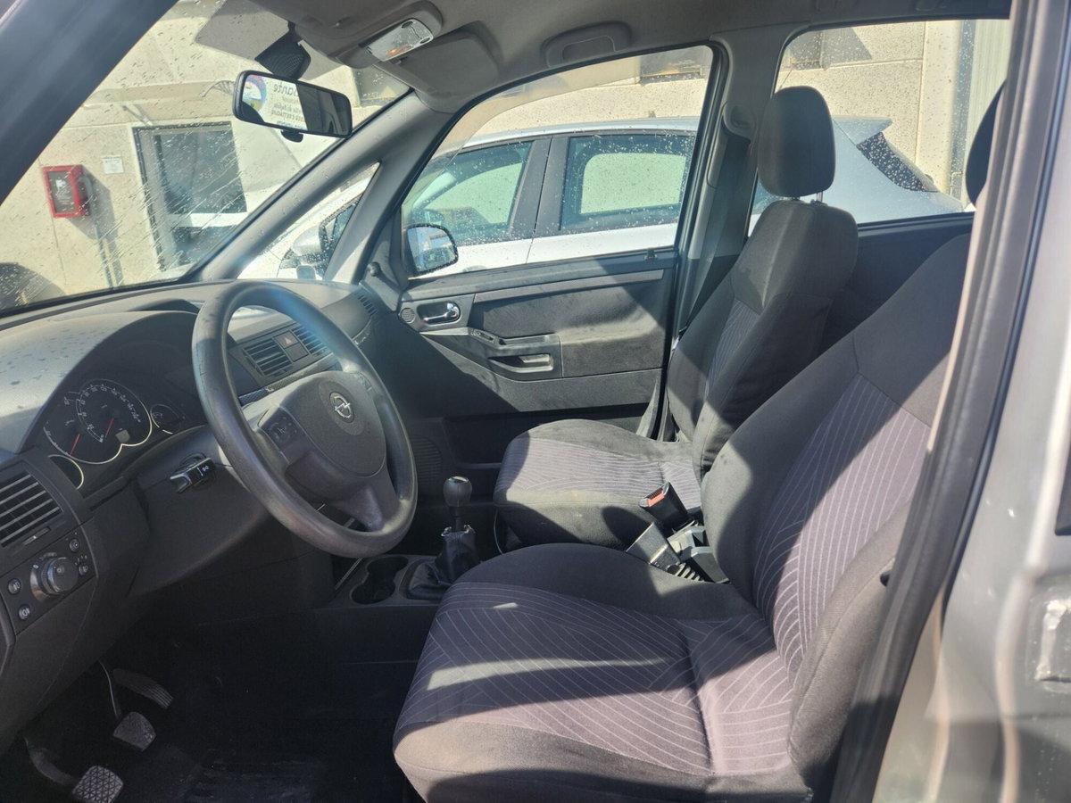 Opel Meriva 1.3 CDTI Enjoy (6)