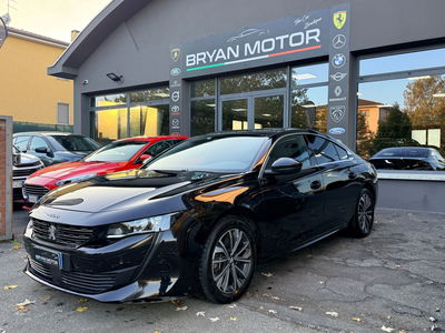 Peugeot 508 Plug-in Hybrid 225 e-EAT8 Allure Pack usata