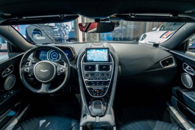 Aston Martin DB11 DB11 V12 AMR Coupé (10)