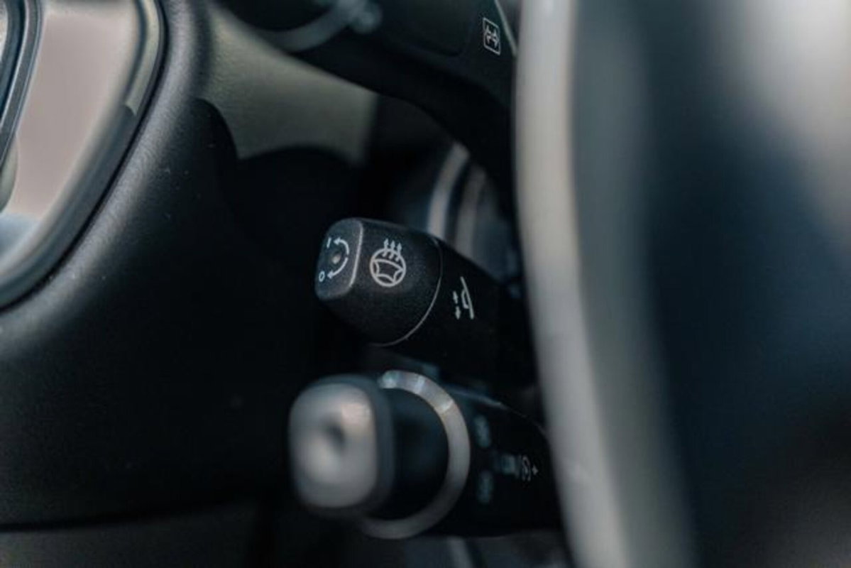 Aston Martin DB11 DB11 V12 AMR Coupé (12)