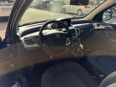 Lancia Ypsilon 1.2 69 CV 5 porte GPL Ecochic Silver (13)