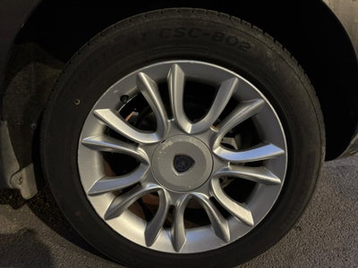 Lancia Delta 1.6 MJT DPF Platino (13)