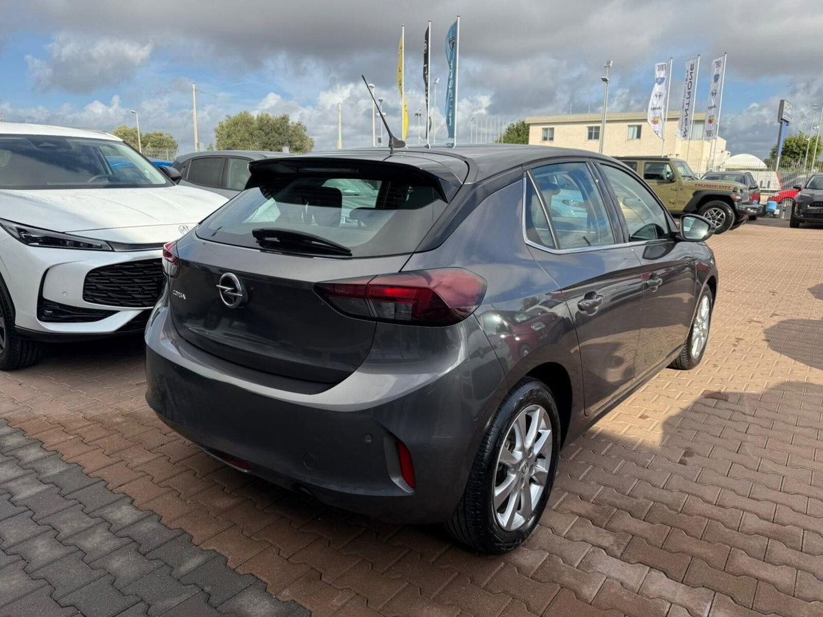 Opel Corsa 1.5 D 100 CV Elegance (3)