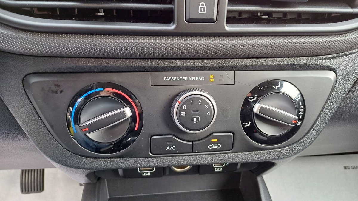 Hyundai i10 1.0 mpi Prime 63cv (13)