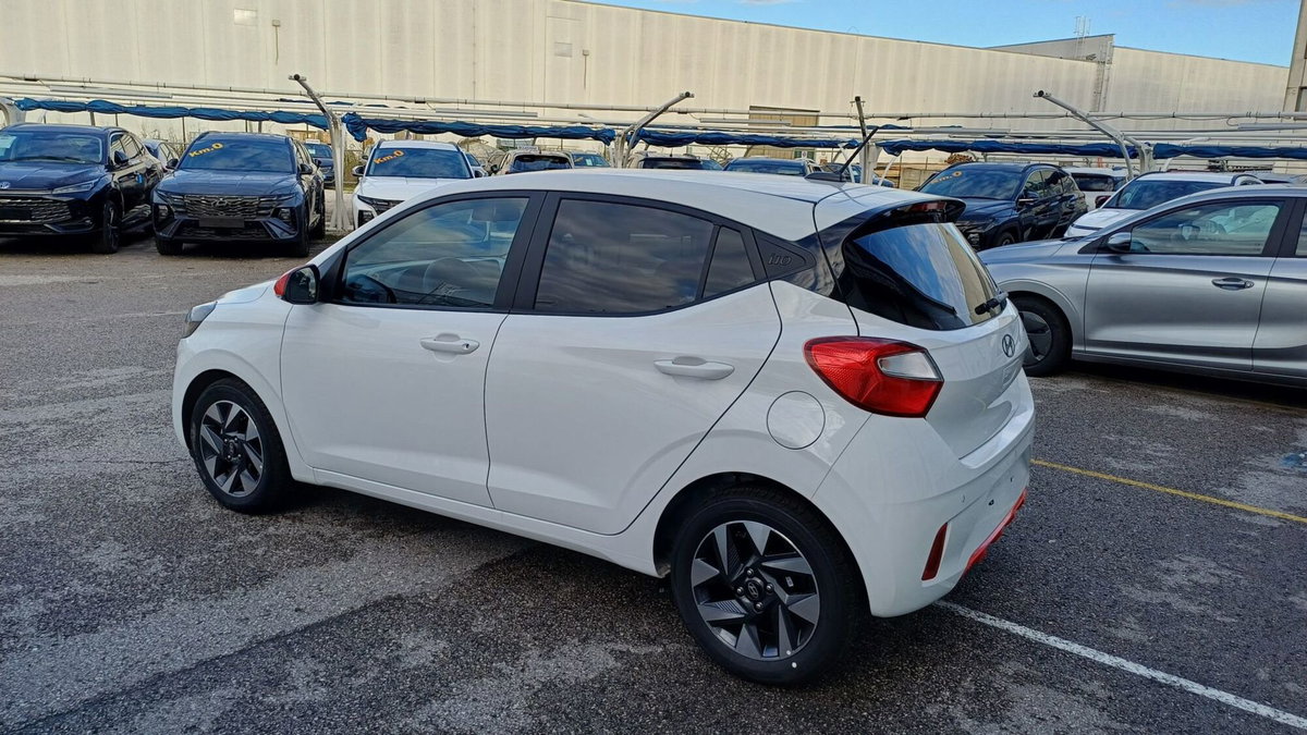 Hyundai i10 1.0 mpi Prime 63cv (4)