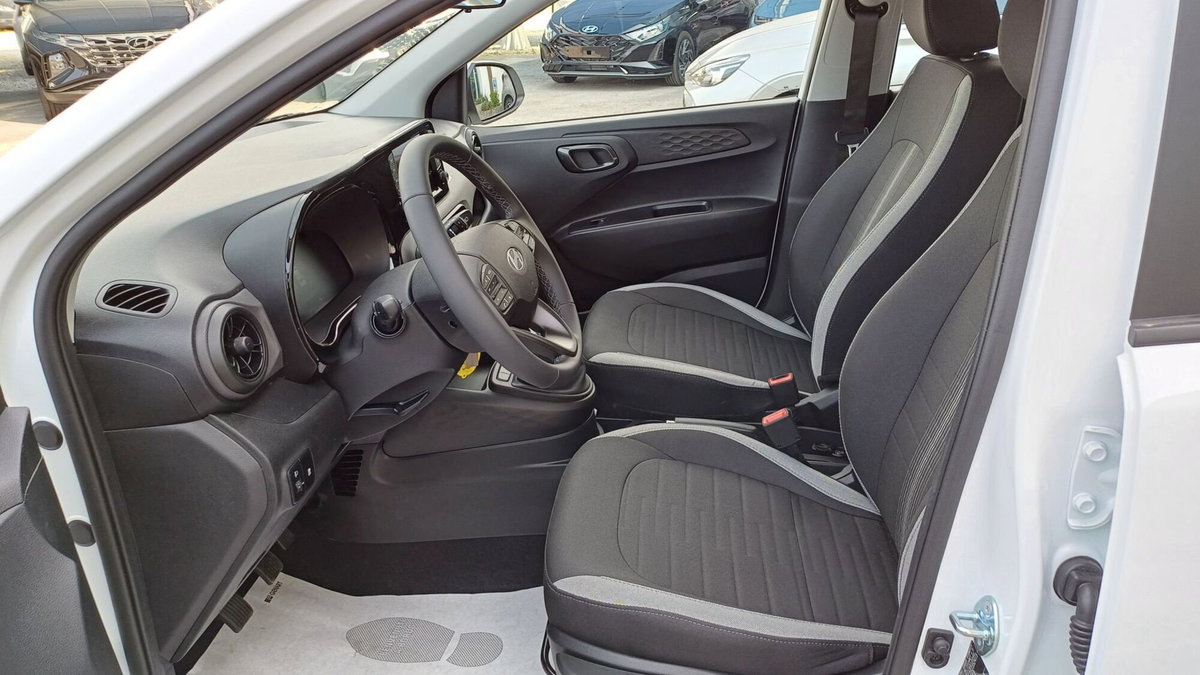 Hyundai i10 1.0 mpi Prime 63cv (9)