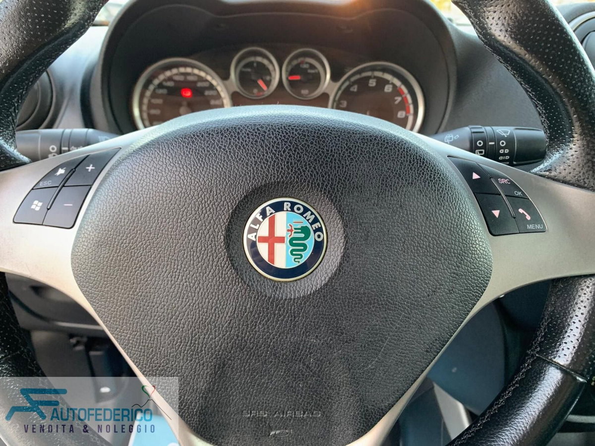 Alfa Romeo MiTo 1.4 78 CV Distinctive Sport Pack (12)