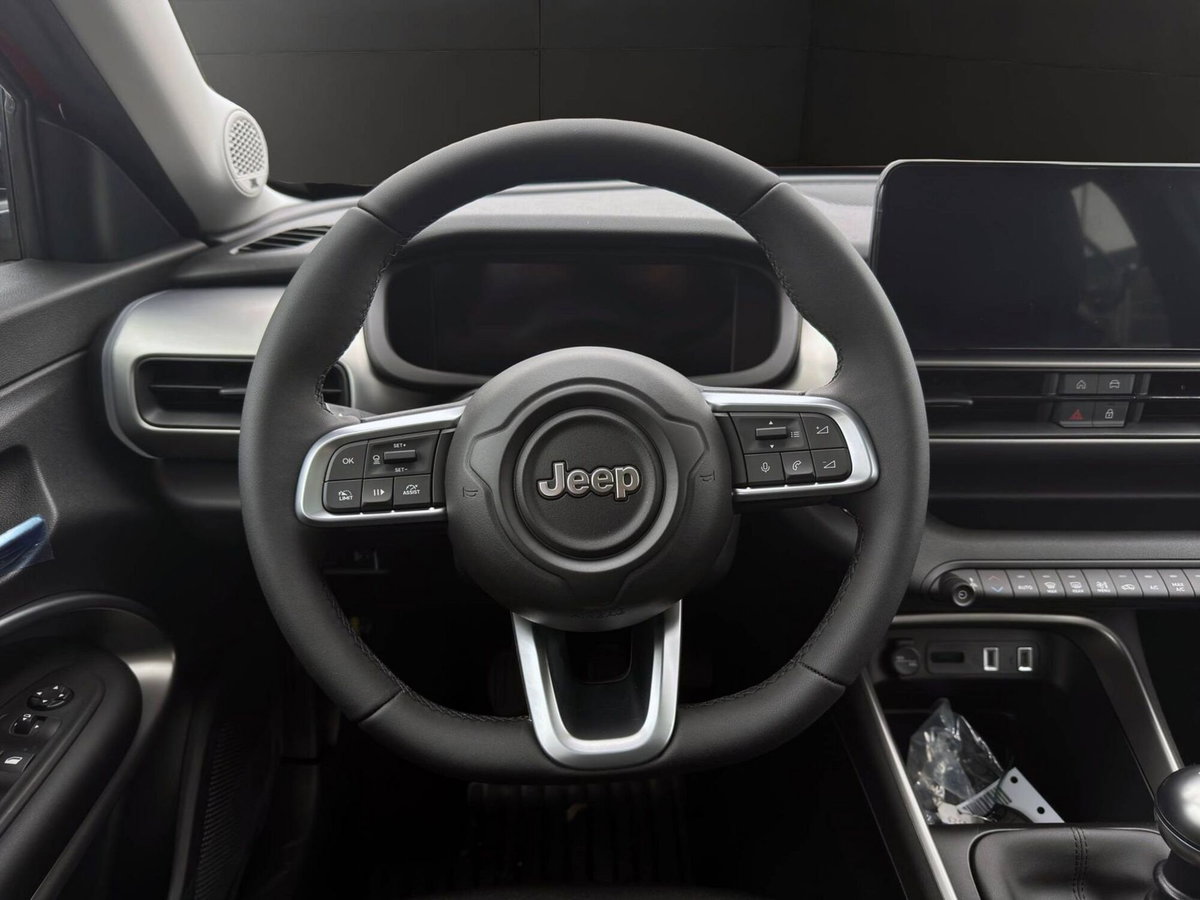 Jeep Avenger 1.2 turbo Summit fwd 100cv (12)