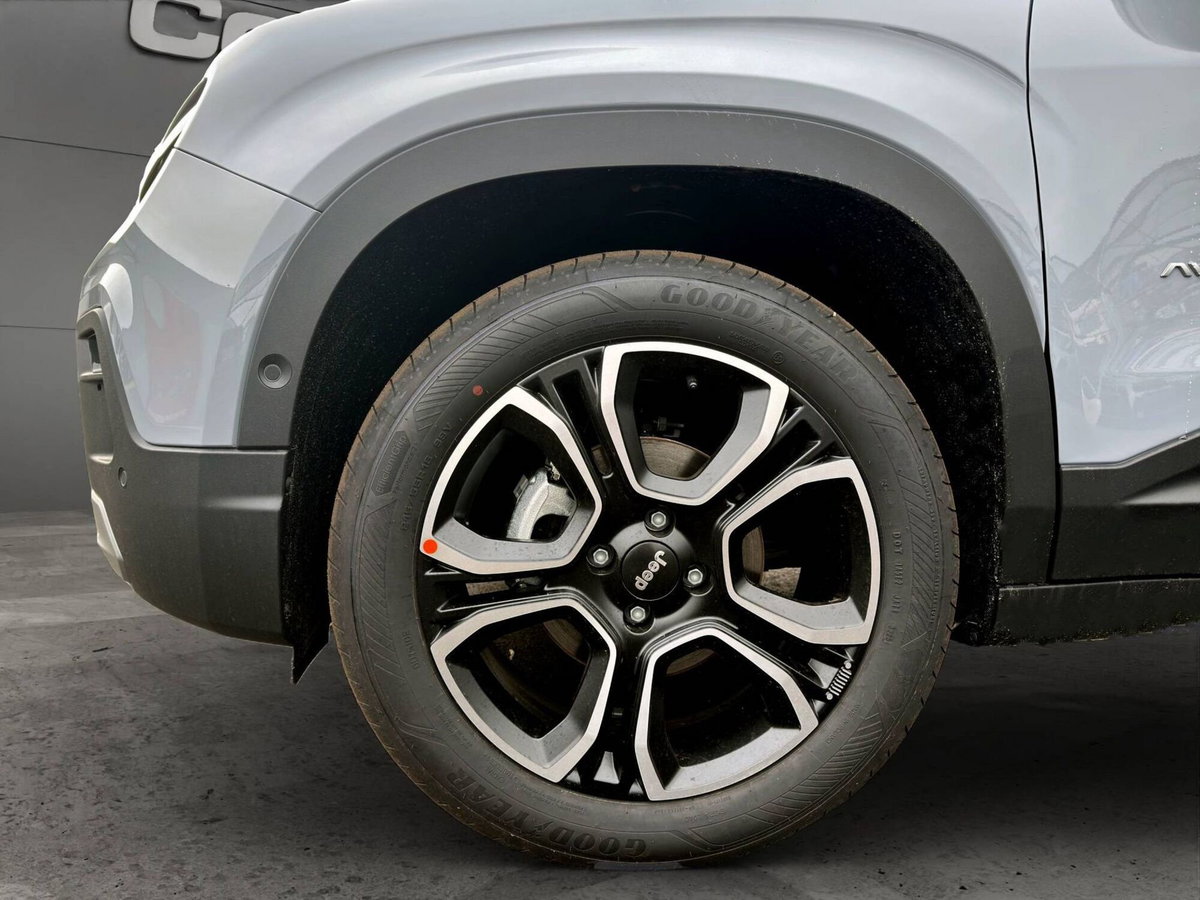 Jeep Avenger 1.2 turbo Summit fwd 100cv (18)
