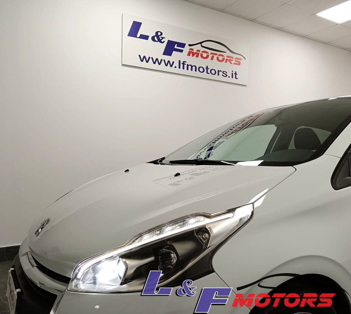 Peugeot 208 100 S&S 5p. Mix (11)