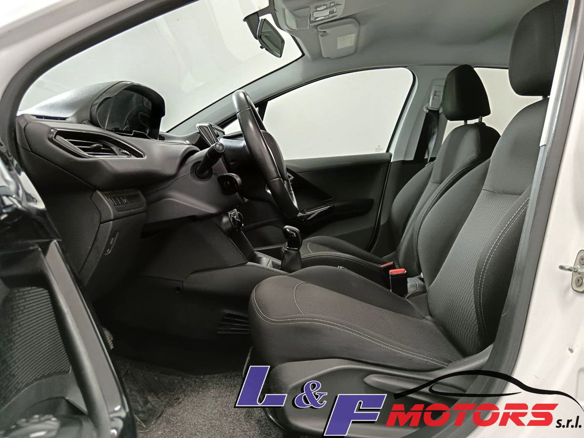 Peugeot 208 100 S&S 5p. Mix (16)