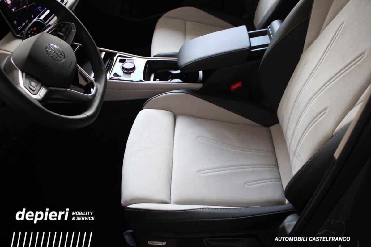 Volkswagen Tiguan Allspace 2.0 tdi Elegance 150cv dsg (14)