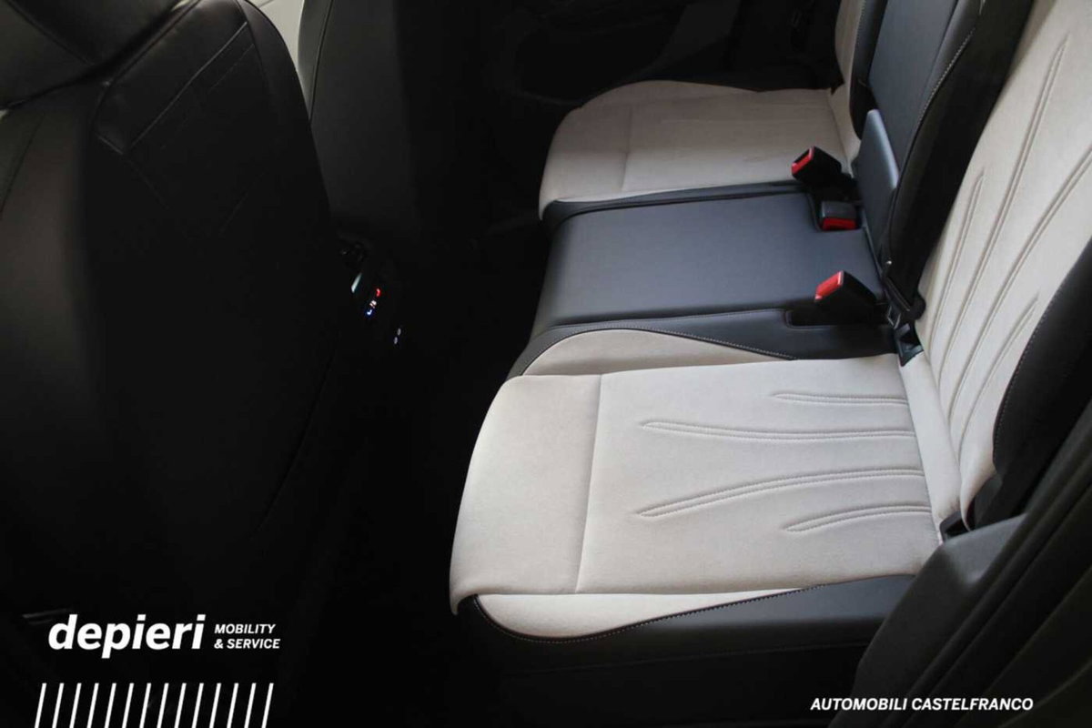 Volkswagen Tiguan Allspace 2.0 tdi Elegance 150cv dsg (15)