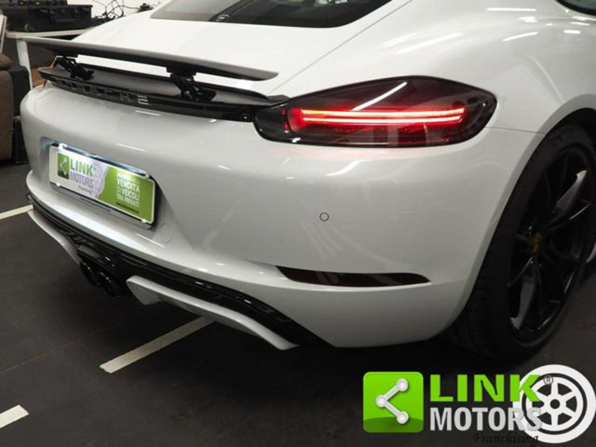 Porsche 718 Cayman  Cayman 2.0 T (11)